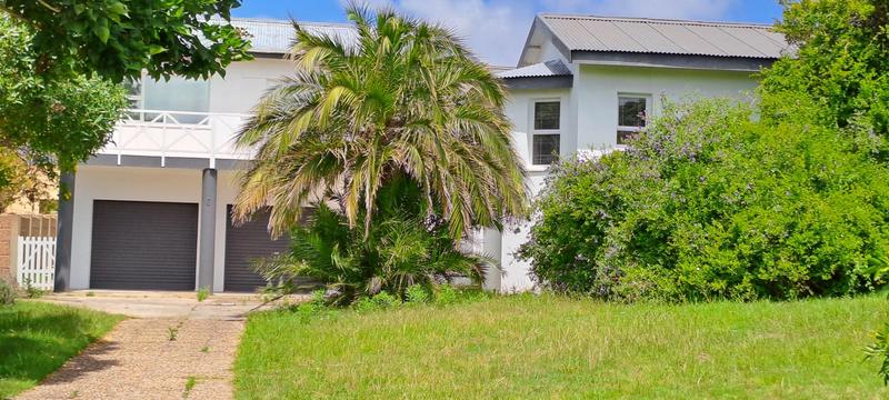 3 Bedroom Property for Sale in Stilbaai Wes Western Cape